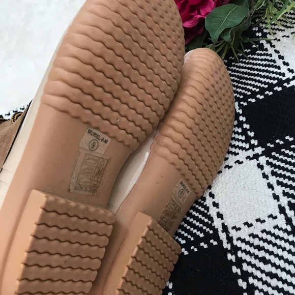 Marley Lilly Boots 💓 - Picture 6 of 7